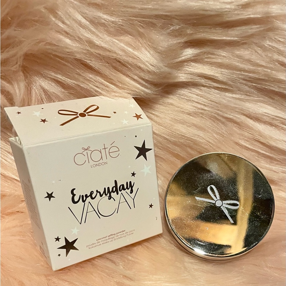 Ciara everyday vacay setting powder. Bnib